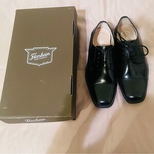 Florsheim Men's Classic Black Oxfords